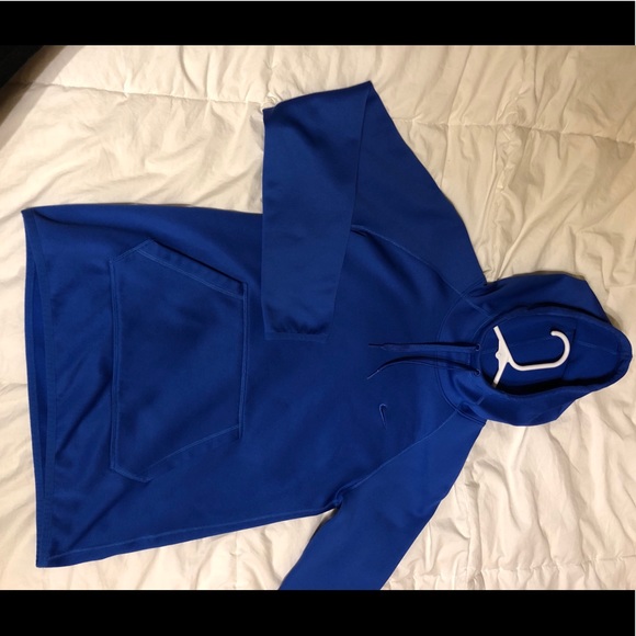Nike Therma Fit Hoodie!! 💙 - Picture 1 of 3